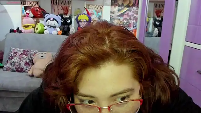 Snapshot of soficammy chatting on 12/23/24, 03:50 soficammy online show from 12/23/24, 03:50