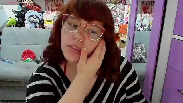 Snapshot of soficammy chatting on 12/30/24, 03:03 soficammy online show from 12/30/24, 03:03