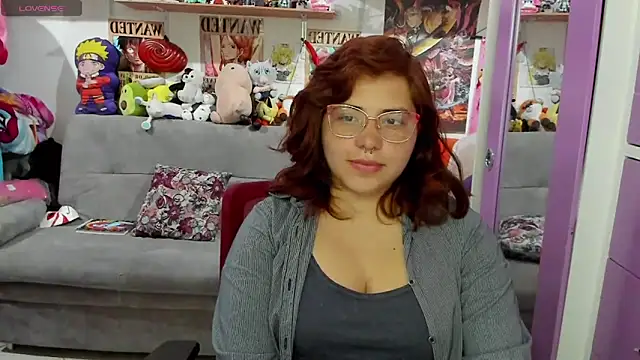 Snapshot of soficammy chatting on 01/12/25, 11:58 soficammy online show from 01/12/25, 11:58