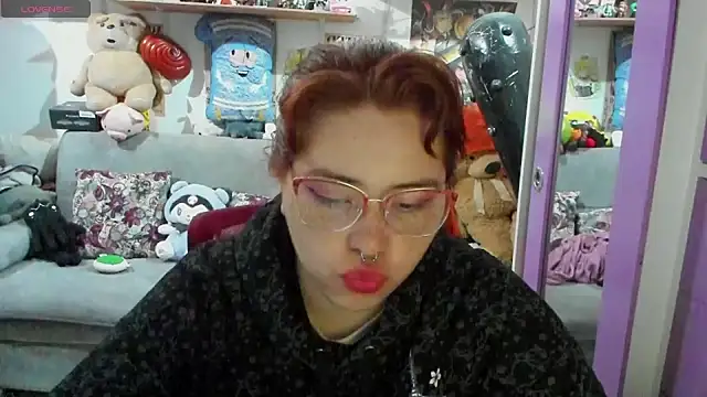 Snapshot of soficammy chatting on 01/25/25, 08:21 soficammy online show from 01/25/25, 08:21