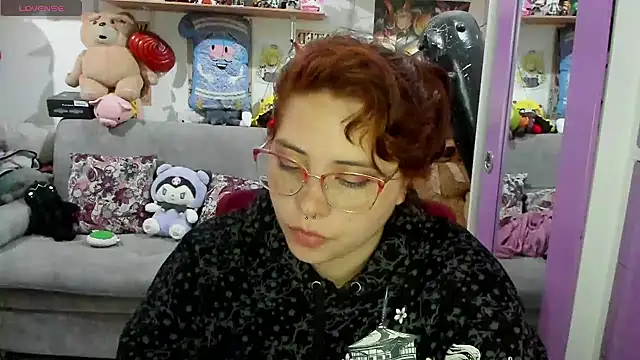 Snapshot of soficammy chatting on 01/26/25, 02:24 soficammy online show from 01/26/25, 02:24