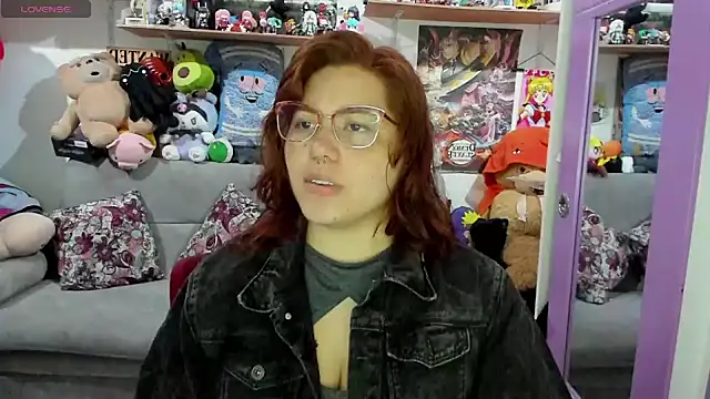 Snapshot of soficammy chatting on 01/27/25, 10:38 soficammy online show from 01/27/25, 10:38