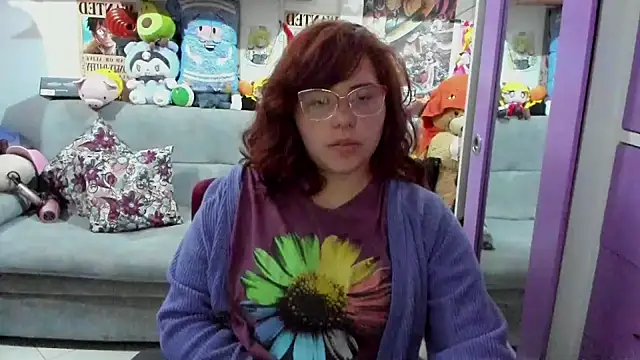 Snapshot of soficammy chatting on 01/29/25, 01:48 soficammy online show from 01/29/25, 01:48