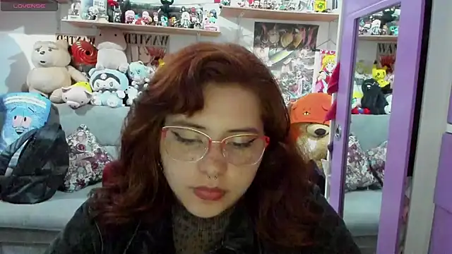 Snapshot of soficammy chatting on 02/04/25, 11:38 soficammy online show from 02/04/25, 11:38