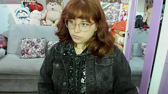 Snapshot of soficammy chatting on 02/18/25, 12:59 soficammy online show from 02/18/25, 12:59