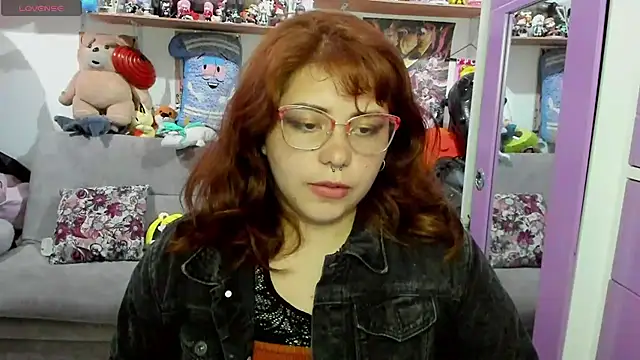 Snapshot of soficammy chatting on 03/08/25, 02:34 soficammy online show from 03/08/25, 02:34