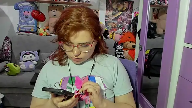 Snapshot of soficammy chatting on 03/12/25, 03:35 soficammy online show from 03/12/25, 03:35