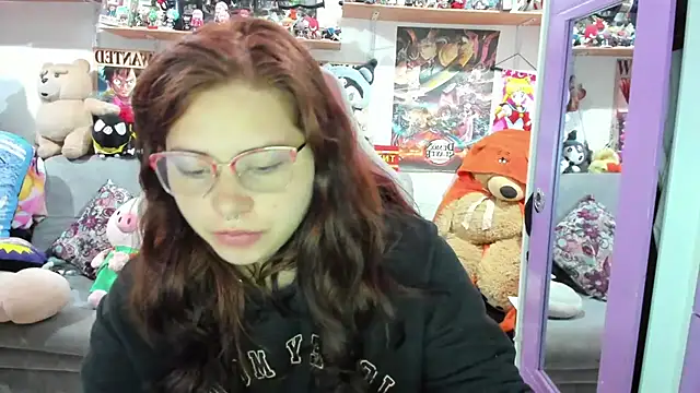 Snapshot of soficammy chatting on 01/15/26, 10:57 soficammy online show from 01/15/26, 10:57