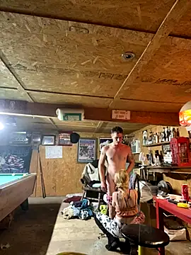 Snapshot of DillPie chatting on 11/23/25, 11:10 DillPie online show from 11/23/25, 11:10