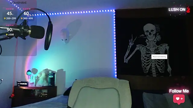 soyelcarlitos  online show from 09/18/25, 05:31