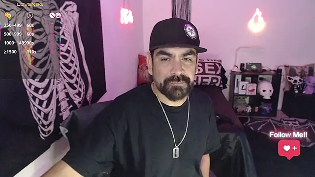 soyelcarlitos  online show from 05/08/26, 11:10