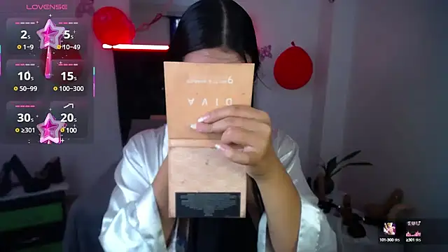 Snapshot of susan_smith18 chatting on 02/17/25, 02:04 susan smith18 online show from 02/17/25, 02:04