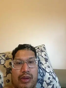 Snapshot of The-man87 chatting on 02/27/26, 07:47 The-man87 online show from 02/27/26, 07:47