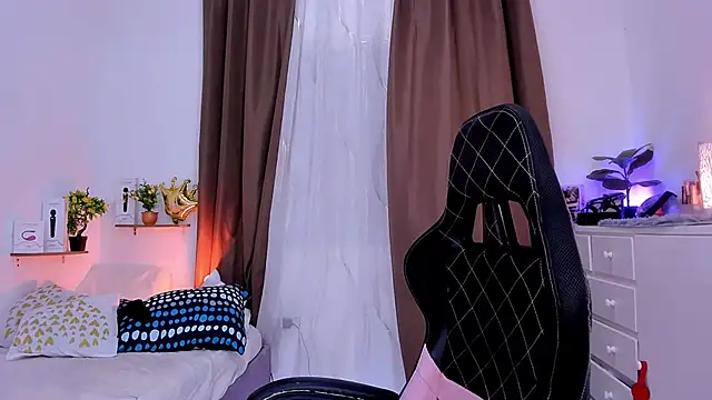 KeishaDanger  online show from 03/05/25, 04:34