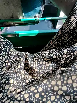 Snapshot of Kolkata___Boy chatting on 01/04/25, 07:55 Kolkata Boy online show from 01/04/25, 07:55